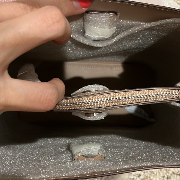 Coach Small Town Bucket Bag 1011 - Picture 7 of 12